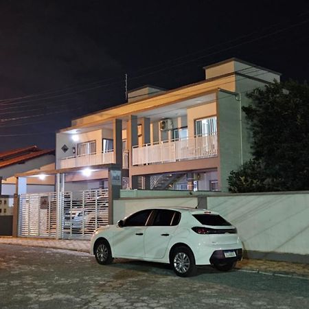 Apart ZSS Penha  Buitenkant foto